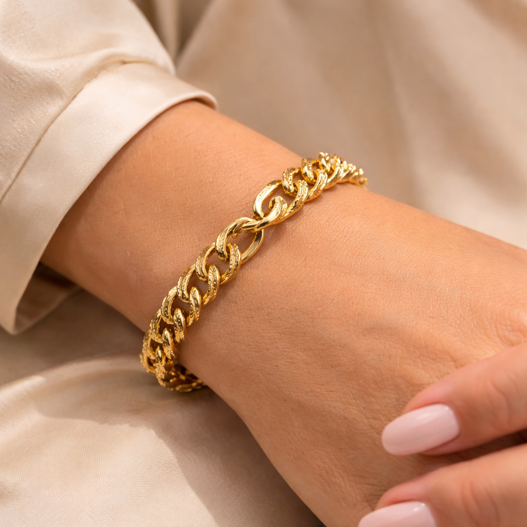 Gold Textured Chain Bracelet